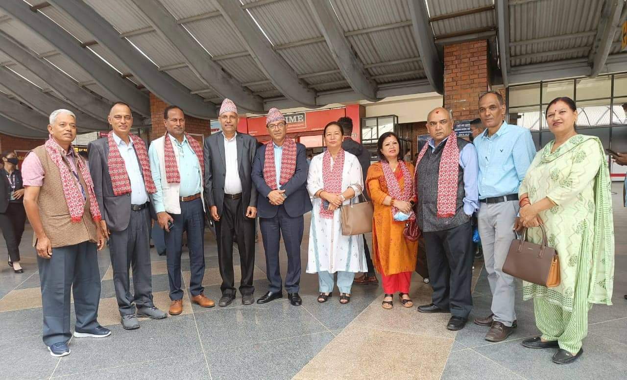 सिटी नेट सम्मेलनमा सहभागी हुन बुटवलसहित १६ नगरप्रमुख मलेसिया प्रस्थान