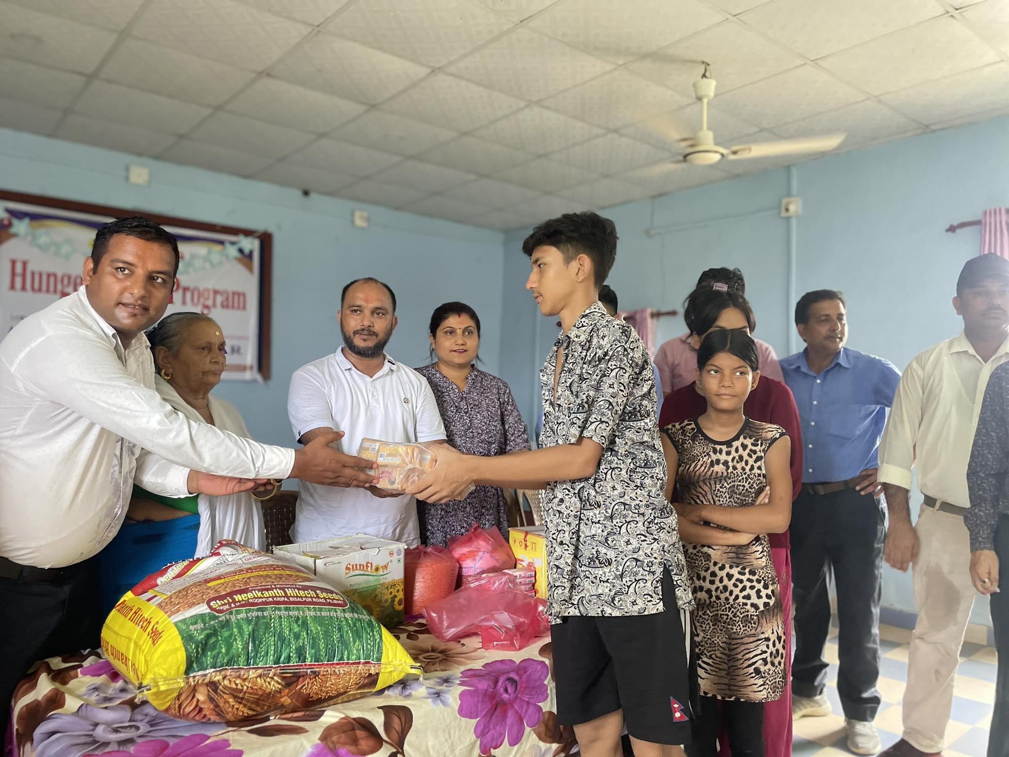 ब्यवसायी पोखरेलले मनाय बालगृहमा जन्मदिन