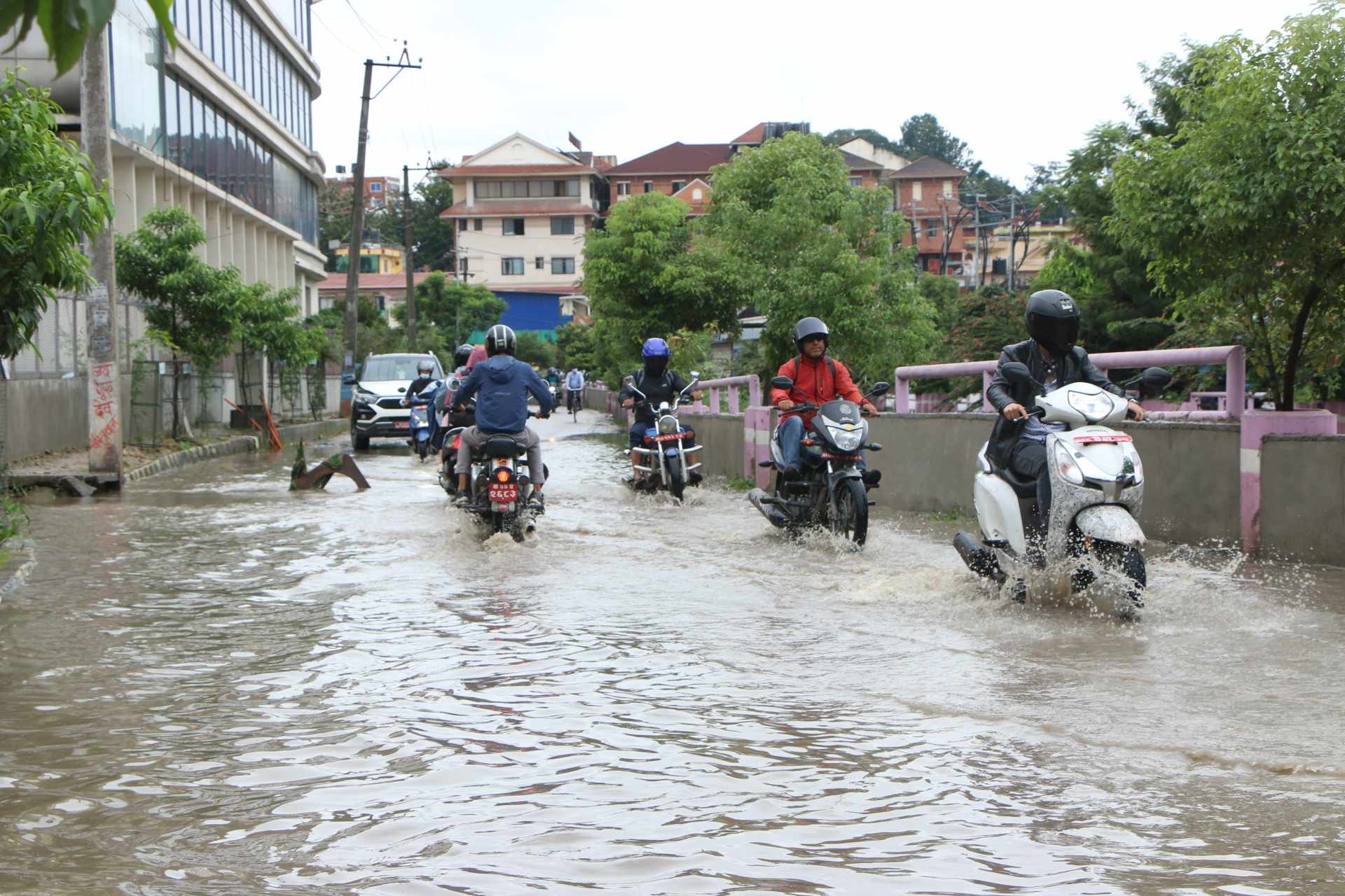लुम्बिनी सहित यी प्रदेश र स्थानमा हुनेछ आज भारी वर्षा