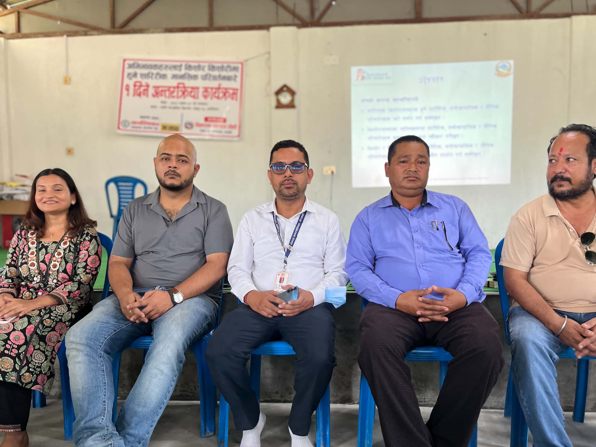 छोराछोरीको व्यवहारमा आएको परिवर्तन बुझ्न अभिभावकलाई आग्रह, घरमै संवाद गर्नुपर्नेमा जोड